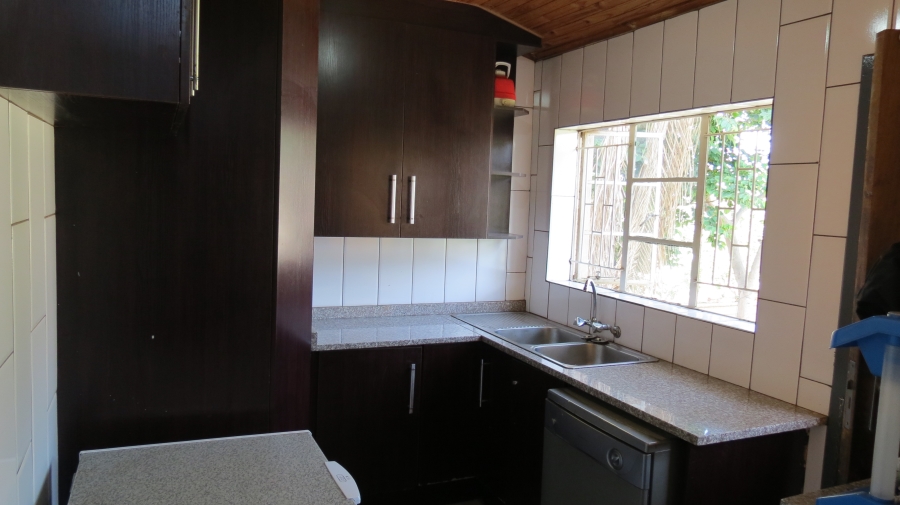 6 Bedroom Property for Sale in Krugersdorp North Gauteng