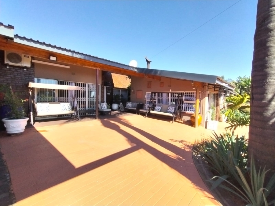4 Bedroom Property for Sale in Rant En Dal Gauteng