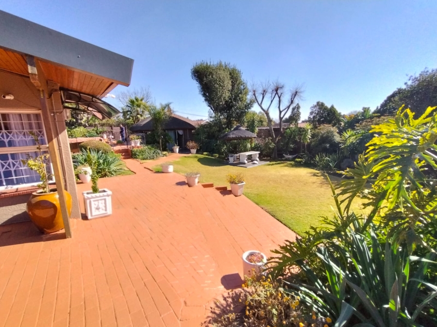 4 Bedroom Property for Sale in Rant En Dal Gauteng