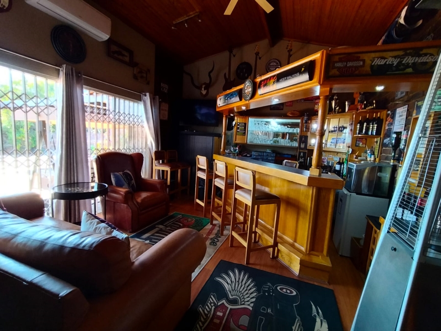 4 Bedroom Property for Sale in Rant En Dal Gauteng