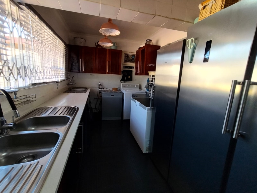 4 Bedroom Property for Sale in Rant En Dal Gauteng