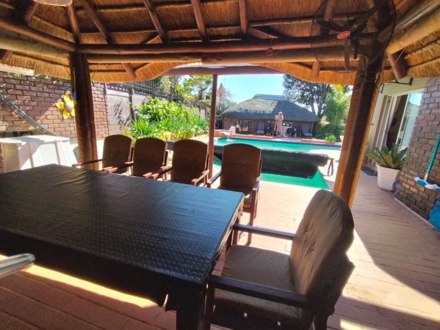 4 Bedroom Property for Sale in Rant En Dal Gauteng