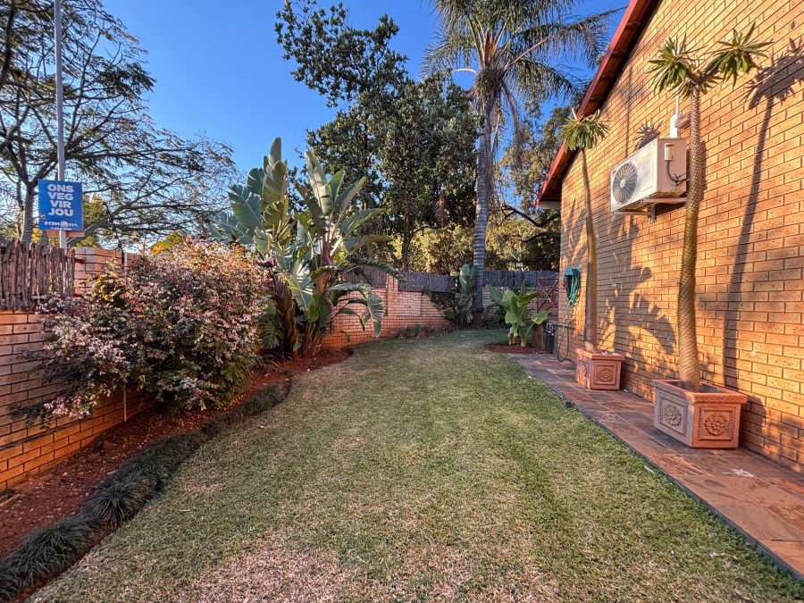 To Let 3 Bedroom Property for Rent in Faerie Glen Gauteng