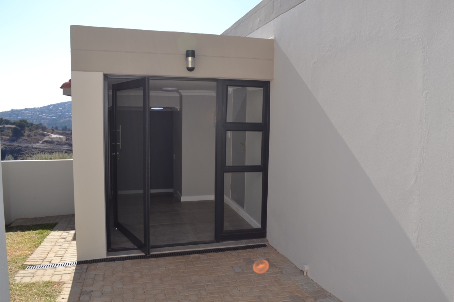 4 Bedroom Property for Sale in Roodekrans Gauteng