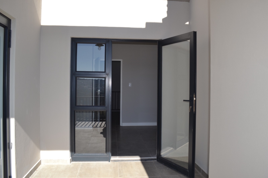 4 Bedroom Property for Sale in Roodekrans Gauteng