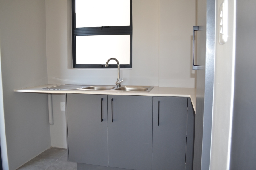 4 Bedroom Property for Sale in Roodekrans Gauteng