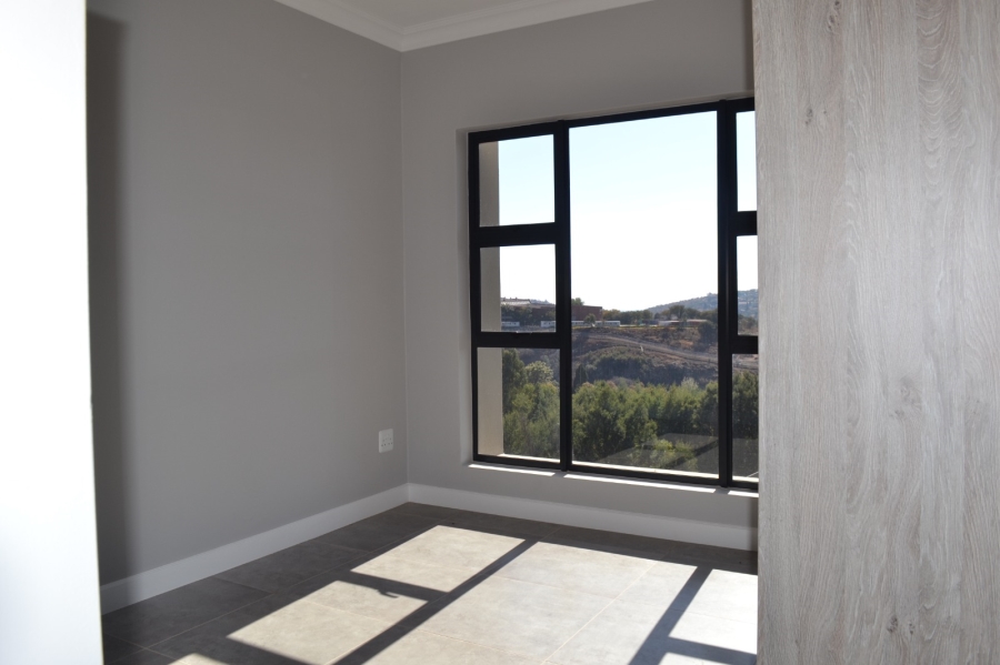 4 Bedroom Property for Sale in Roodekrans Gauteng