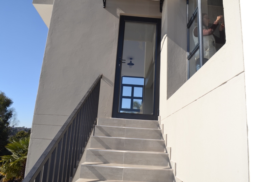 4 Bedroom Property for Sale in Roodekrans Gauteng