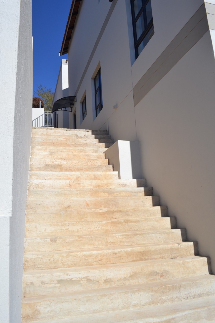 4 Bedroom Property for Sale in Roodekrans Gauteng