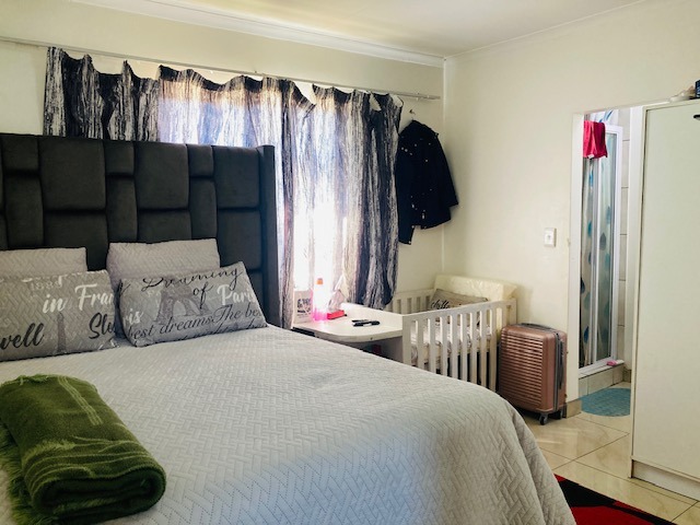 3 Bedroom Property for Sale in Dersley Gauteng