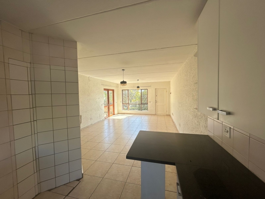 To Let 2 Bedroom Property for Rent in Magaliessig Gauteng