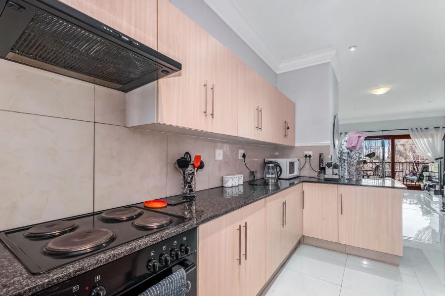 To Let 2 Bedroom Property for Rent in Morningside Gauteng