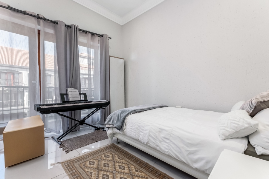 To Let 2 Bedroom Property for Rent in Morningside Gauteng