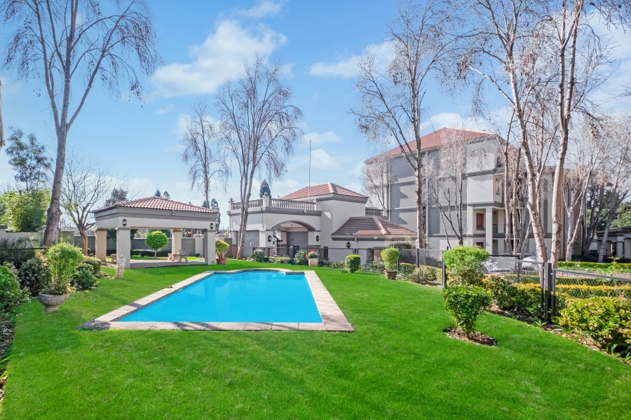 To Let 2 Bedroom Property for Rent in Morningside Gauteng