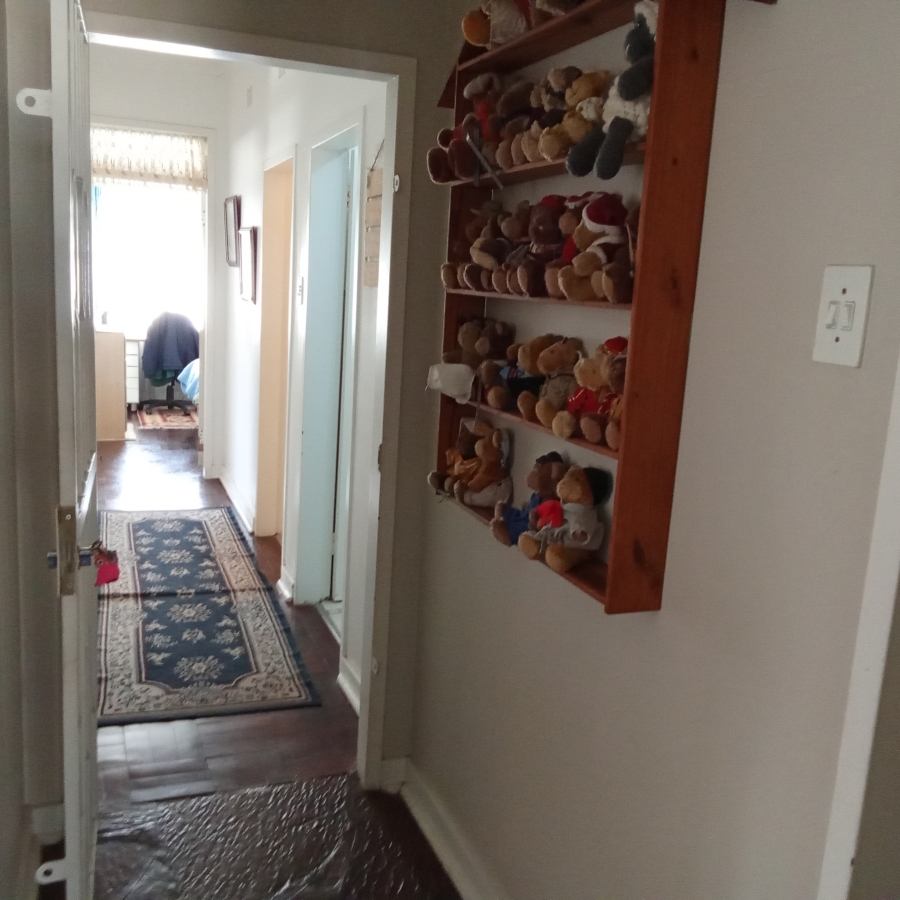4 Bedroom Property for Sale in Florida Park Gauteng