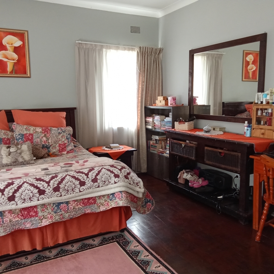 4 Bedroom Property for Sale in Florida Park Gauteng