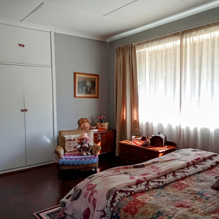 4 Bedroom Property for Sale in Florida Park Gauteng