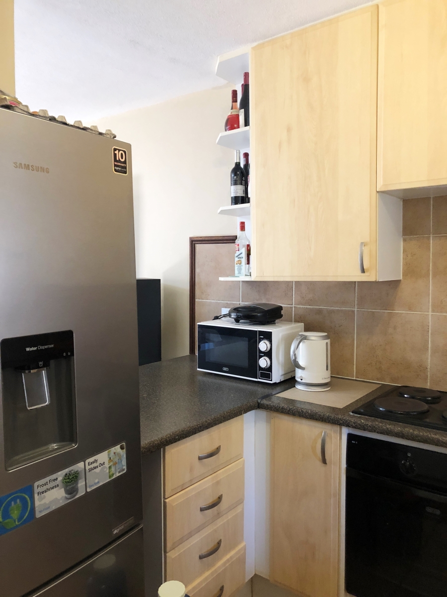 To Let 2 Bedroom Property for Rent in Boardwalk Gauteng