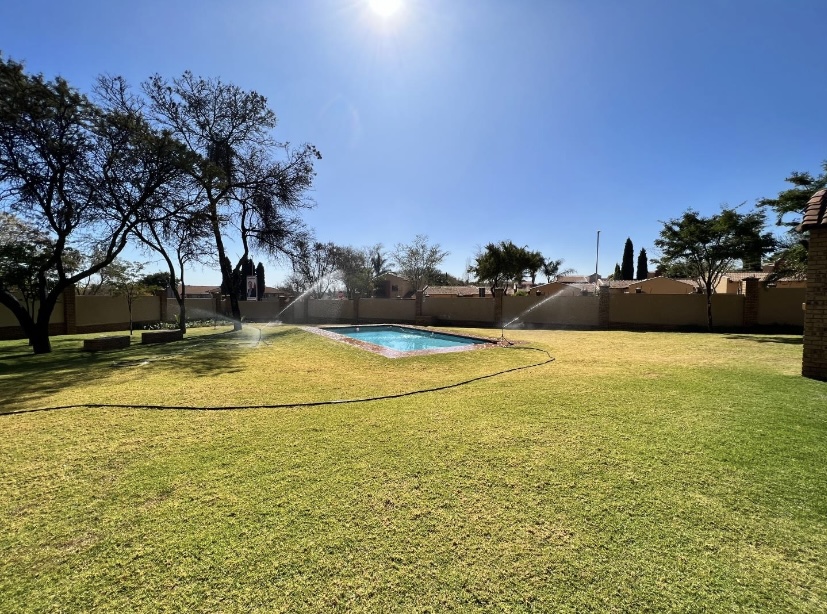 To Let 2 Bedroom Property for Rent in Boardwalk Gauteng