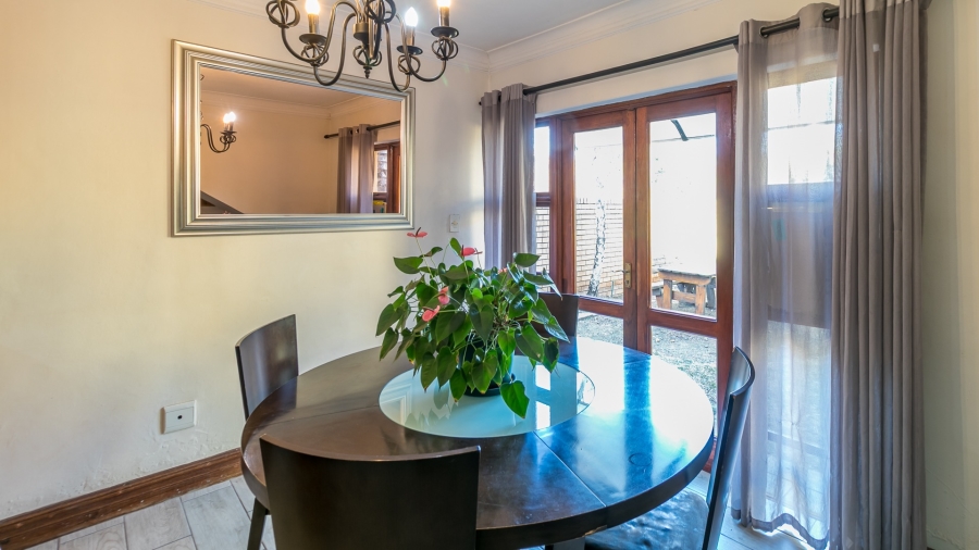 3 Bedroom Property for Sale in Amberfield Crest Estate Gauteng