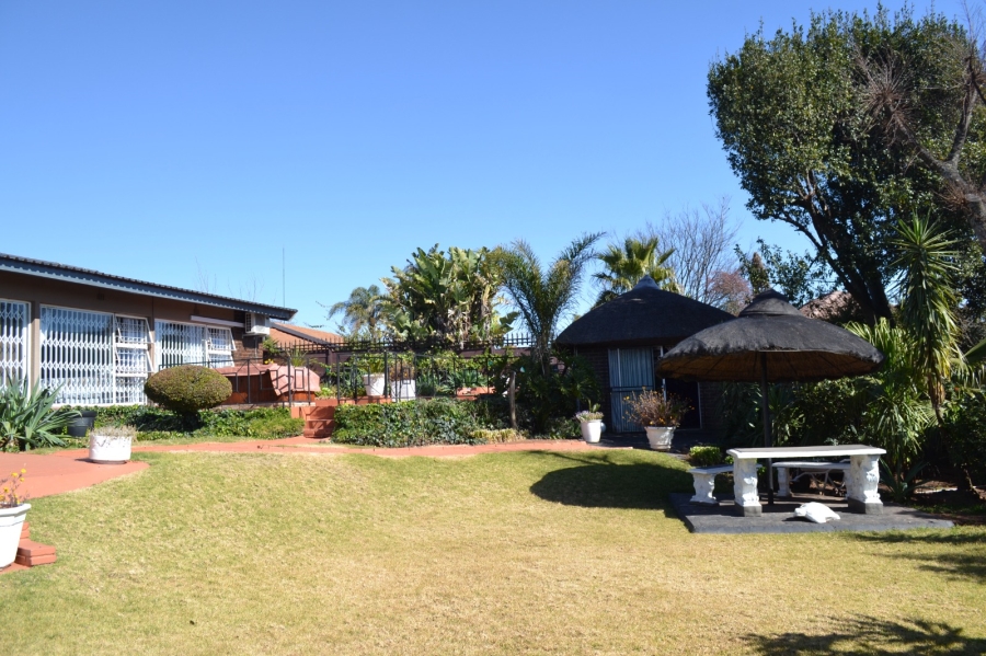 4 Bedroom Property for Sale in Rant En Dal Gauteng