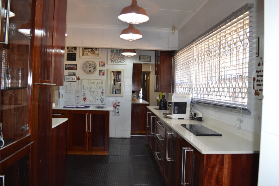4 Bedroom Property for Sale in Rant En Dal Gauteng