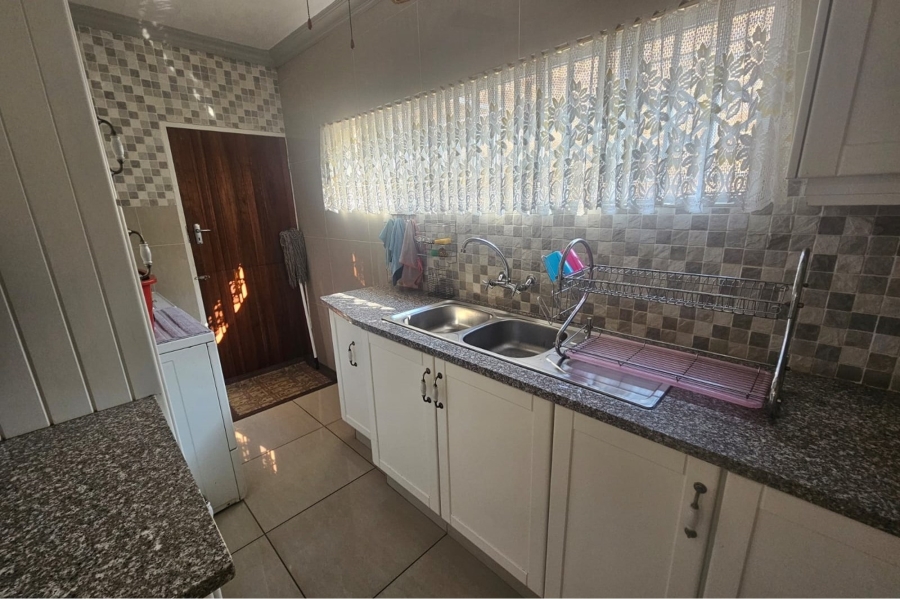 3 Bedroom Property for Sale in Wierda Park Gauteng