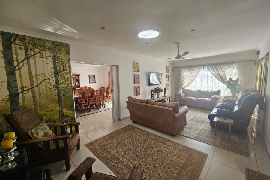3 Bedroom Property for Sale in Wierda Park Gauteng