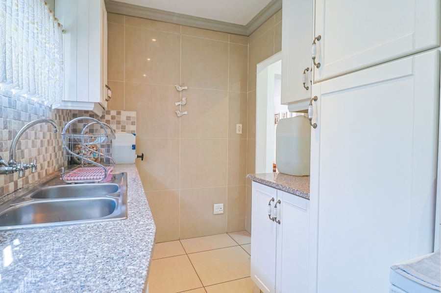 3 Bedroom Property for Sale in Wierda Park Gauteng