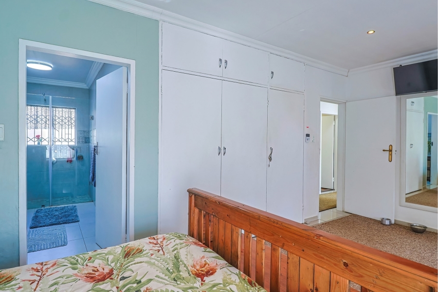3 Bedroom Property for Sale in Wierda Park Gauteng