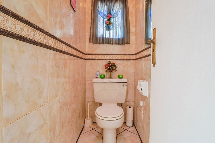 3 Bedroom Property for Sale in Wierda Park Gauteng