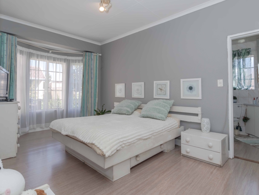 3 Bedroom Property for Sale in Eden Glen Gauteng
