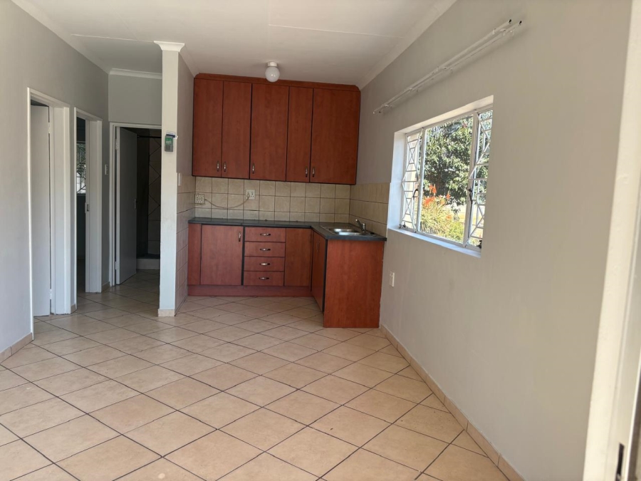 To Let 2 Bedroom Property for Rent in Mayville Gauteng
