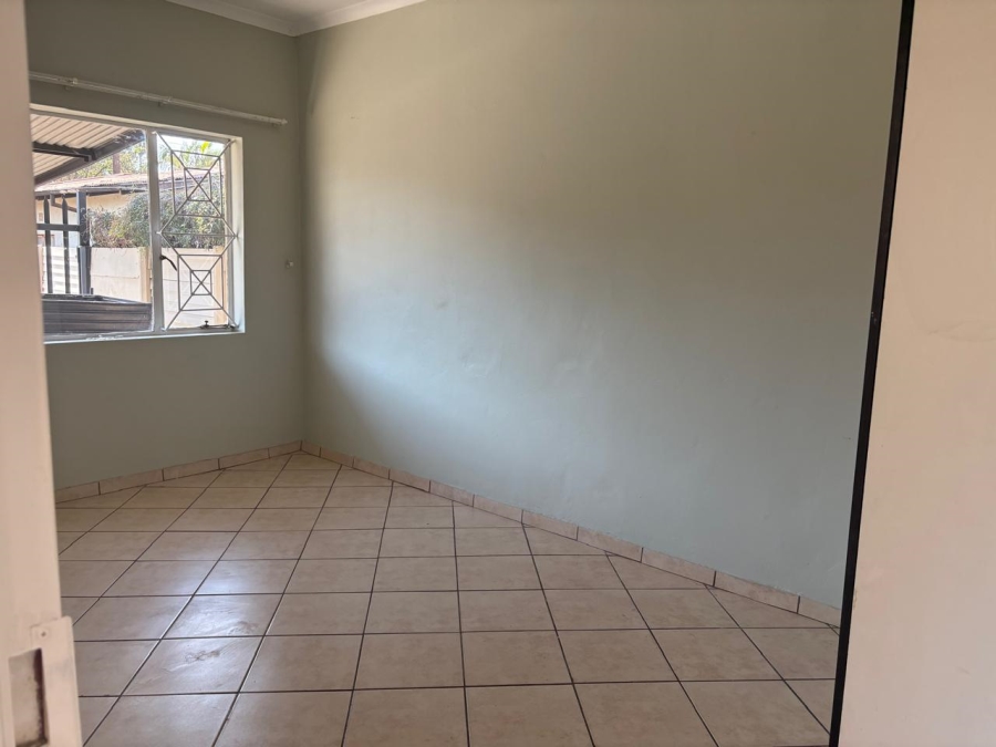 To Let 2 Bedroom Property for Rent in Mayville Gauteng