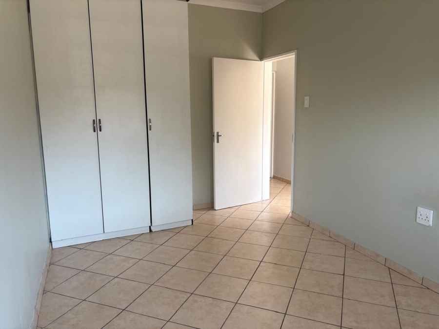 To Let 2 Bedroom Property for Rent in Mayville Gauteng