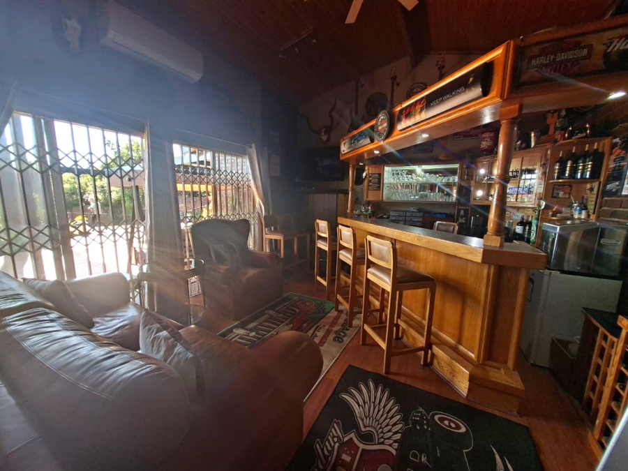 4 Bedroom Property for Sale in Rant En Dal Gauteng