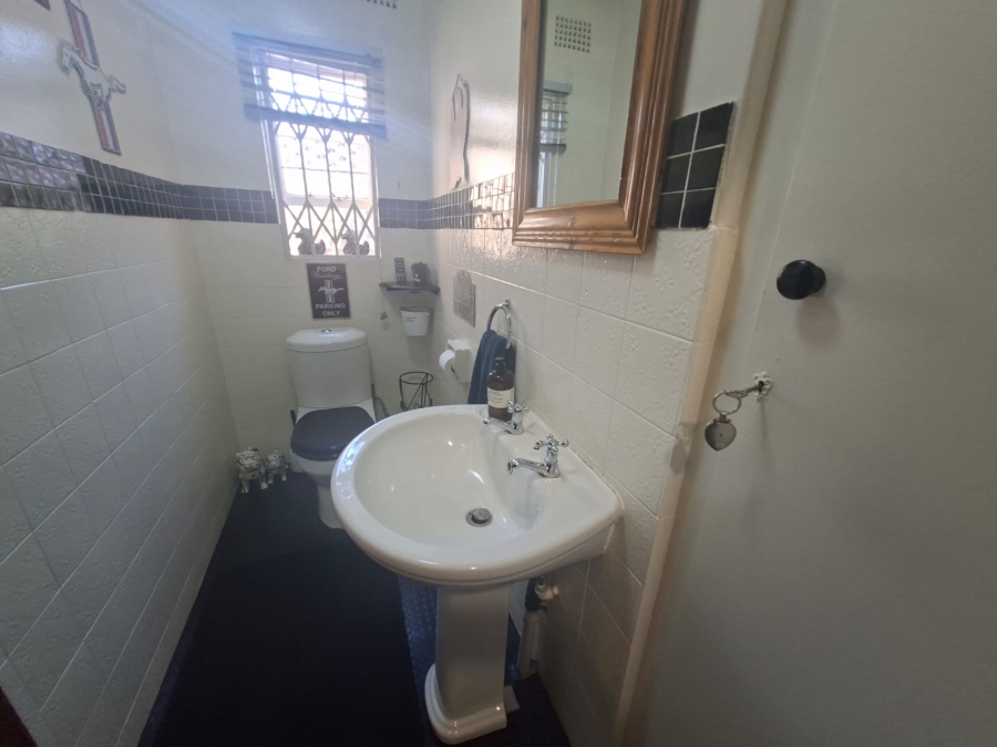 4 Bedroom Property for Sale in Rant En Dal Gauteng