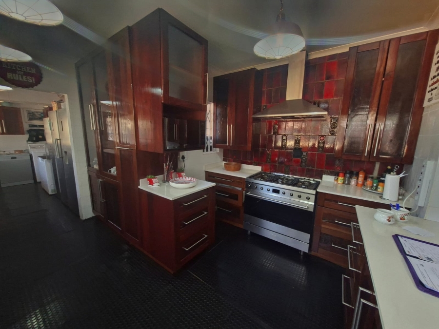 4 Bedroom Property for Sale in Rant En Dal Gauteng