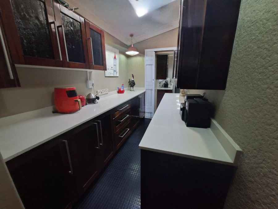 4 Bedroom Property for Sale in Rant En Dal Gauteng