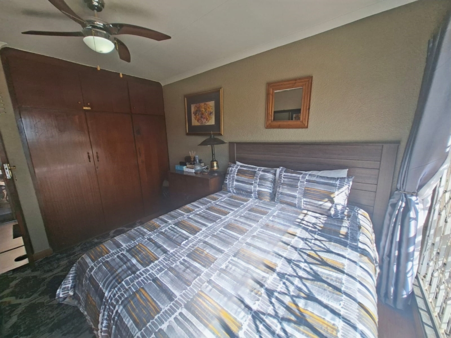 4 Bedroom Property for Sale in Rant En Dal Gauteng