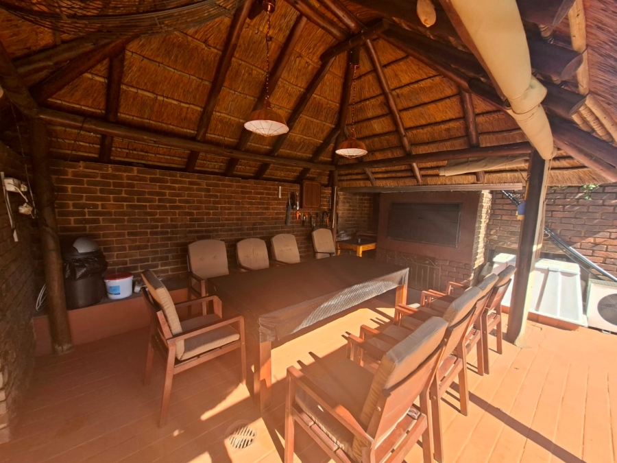 4 Bedroom Property for Sale in Rant En Dal Gauteng