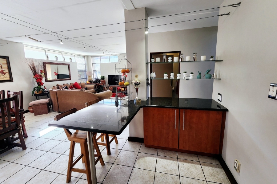 To Let 3 Bedroom Property for Rent in Die Hoewes Gauteng