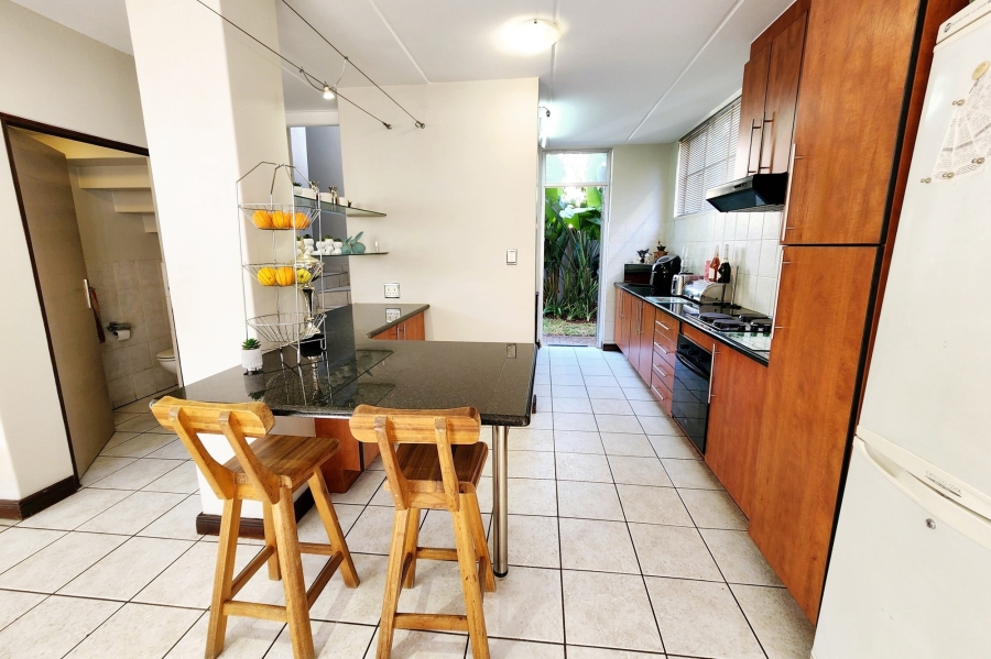 To Let 3 Bedroom Property for Rent in Die Hoewes Gauteng