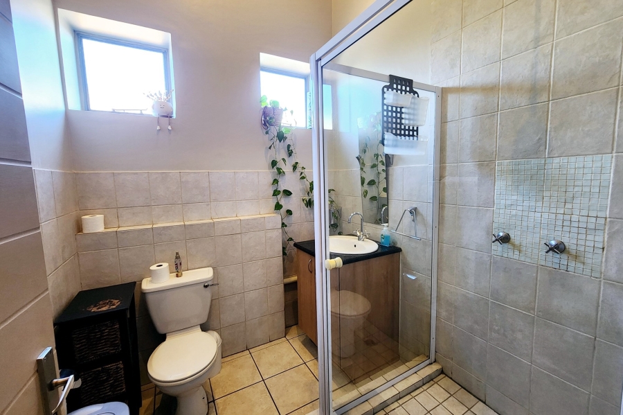 To Let 3 Bedroom Property for Rent in Die Hoewes Gauteng