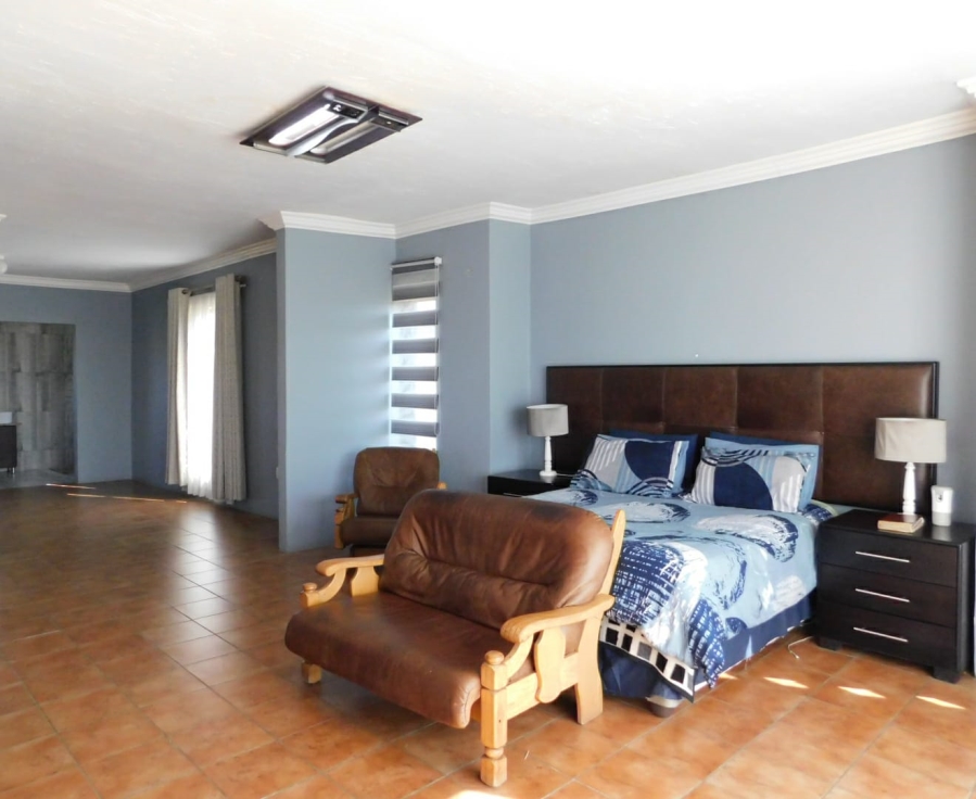 4 Bedroom Property for Sale in Overkruin Gauteng