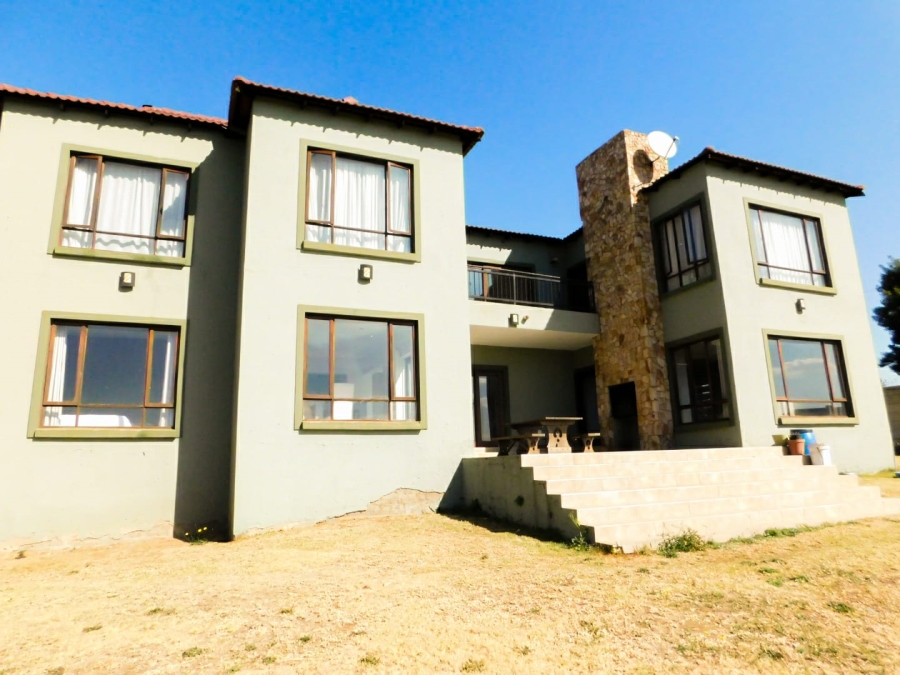 4 Bedroom Property for Sale in Overkruin Gauteng
