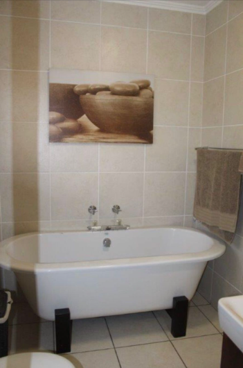 To Let 3 Bedroom Property for Rent in Bedfordview Gauteng