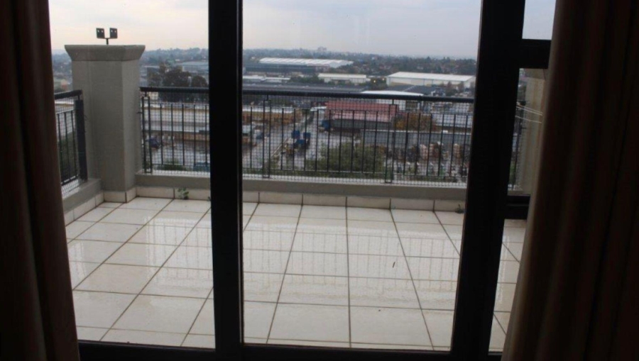 To Let 3 Bedroom Property for Rent in Bedfordview Gauteng