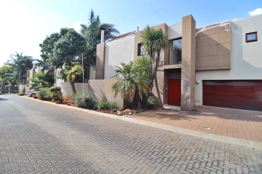 3 Bedroom Property for Sale in Bedfordview Gauteng