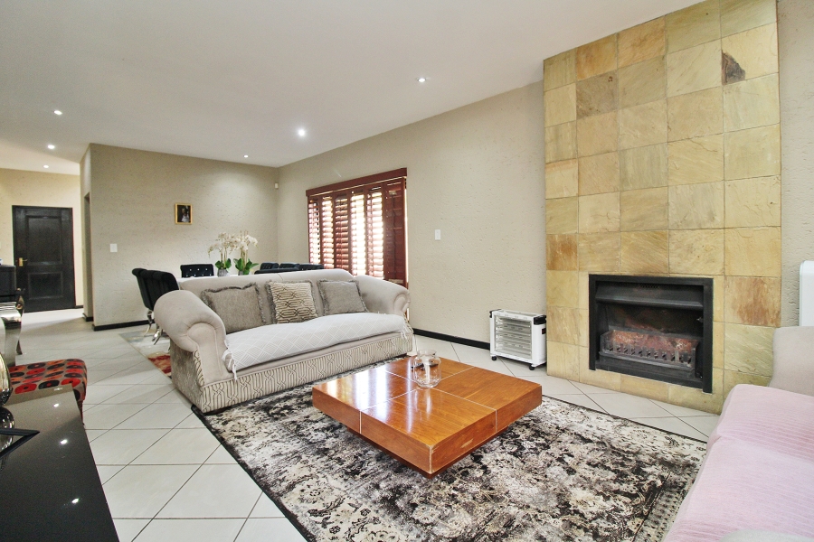 3 Bedroom Property for Sale in Bedfordview Gauteng